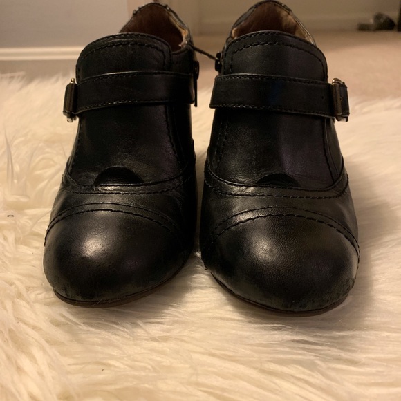 Stylish Clark’s Indigo bootie size 7 - Picture 7 of 7